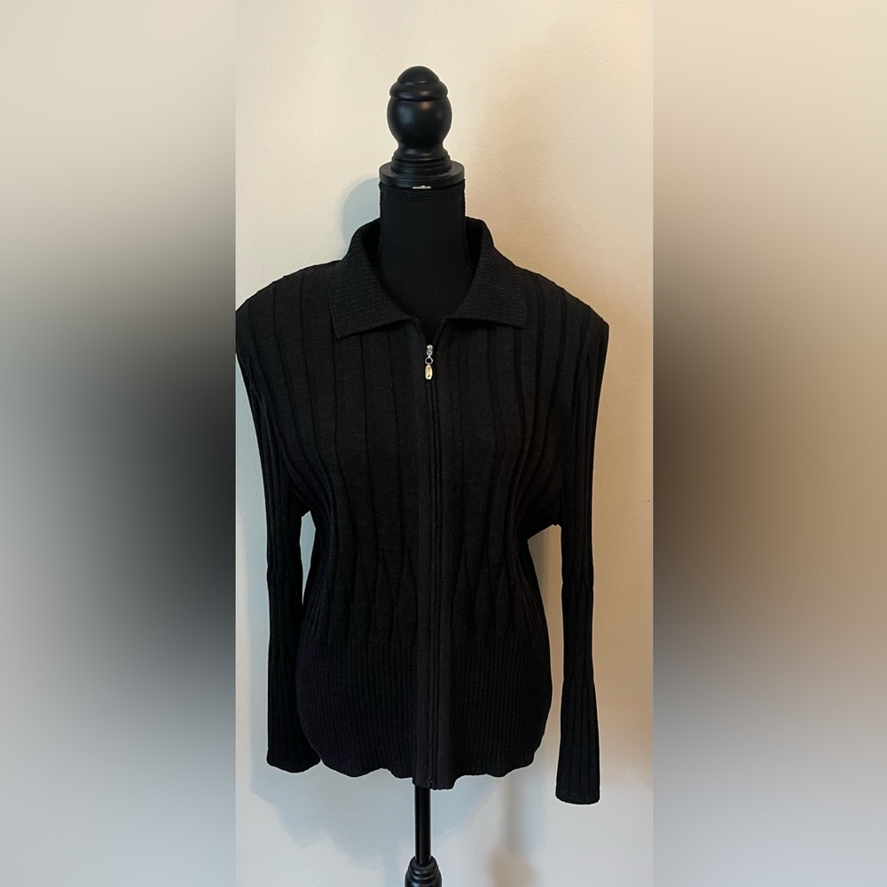 ST. JOHN Collections Sweater